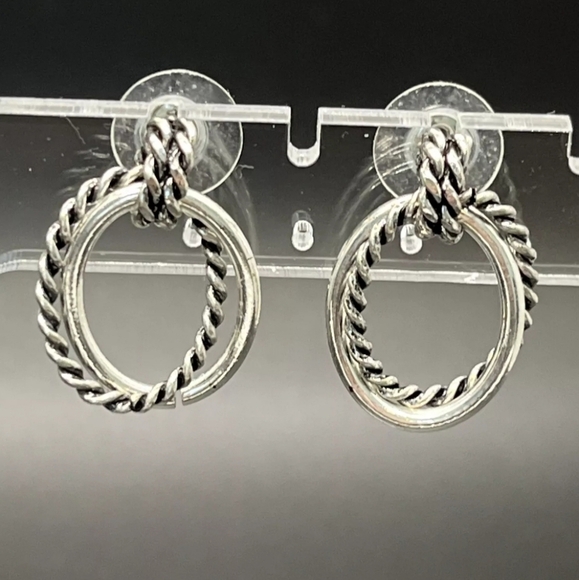 Silver Plated Double Door Knocker Oval Hoops Pierced Earrings - Picture 2 of 5